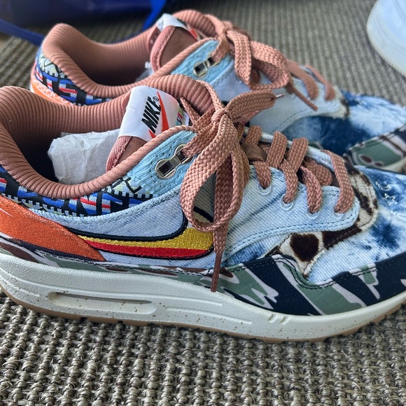 Nike Airmax Concepts Sneakers - Picture 4 of 4